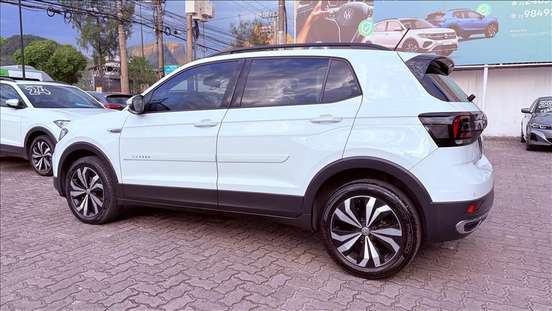 VOLKSWAGEN-T-CROSS-2021
