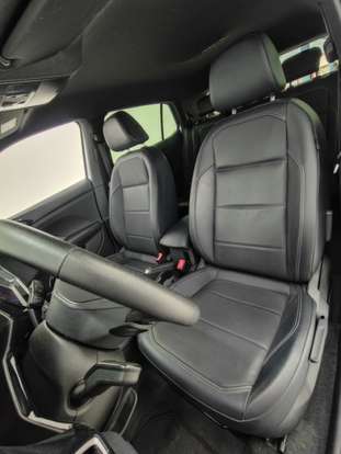 VOLKSWAGEN-T-CROSS-2023