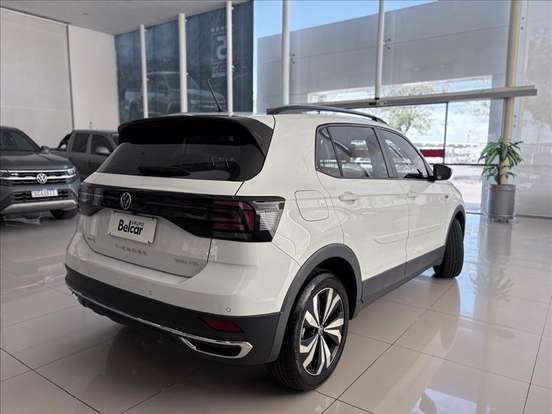 VOLKSWAGEN-T-CROSS-2022