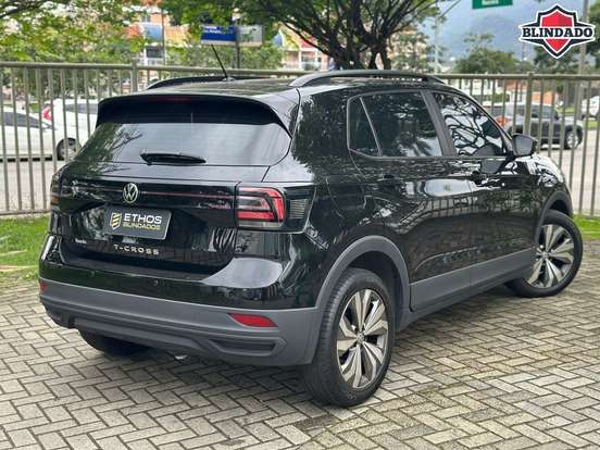 VOLKSWAGEN-T-CROSS-2022