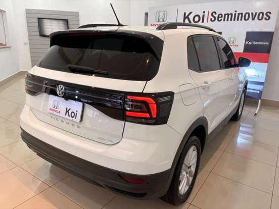 VOLKSWAGEN-T-CROSS-2020