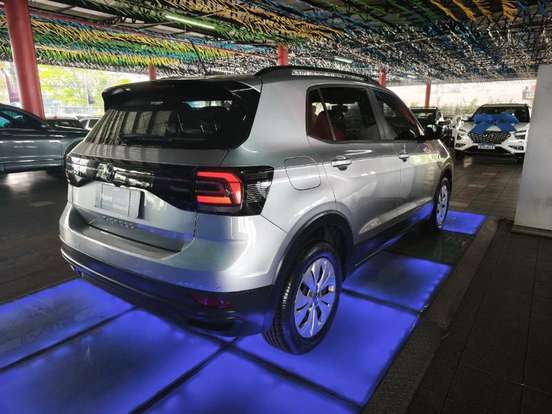 VOLKSWAGEN-T-CROSS-2023