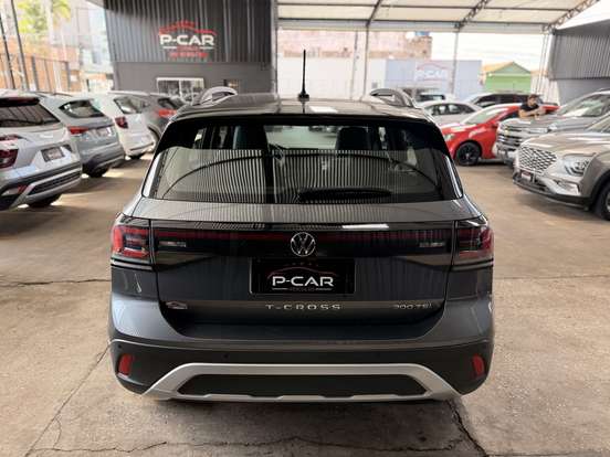 VOLKSWAGEN-T-CROSS-2025