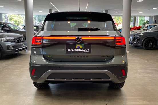 VOLKSWAGEN-T-CROSS-2025