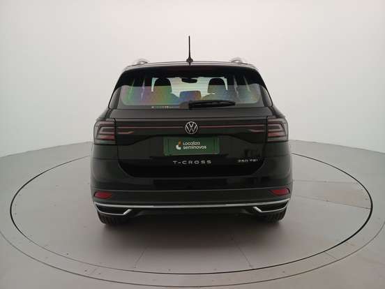 VOLKSWAGEN-T-CROSS-2023