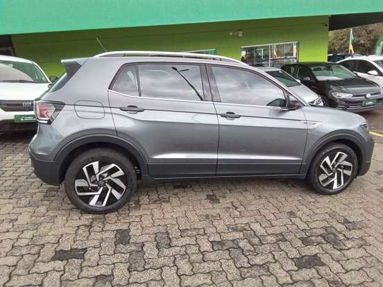 VOLKSWAGEN-T-CROSS-2025