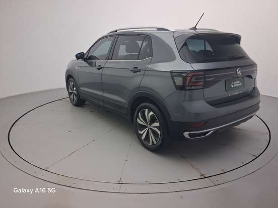 VOLKSWAGEN-T-CROSS-2024