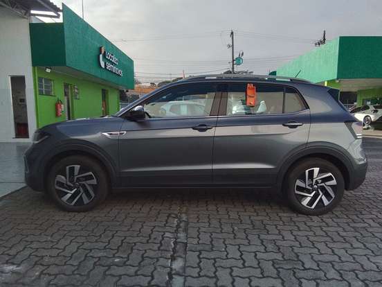 VOLKSWAGEN-T-CROSS-1.4 250 TSI TOTAL FLEX HIGHLINE AUTOMÁTICO VOLKSWAGEN-T-CROSS-2025