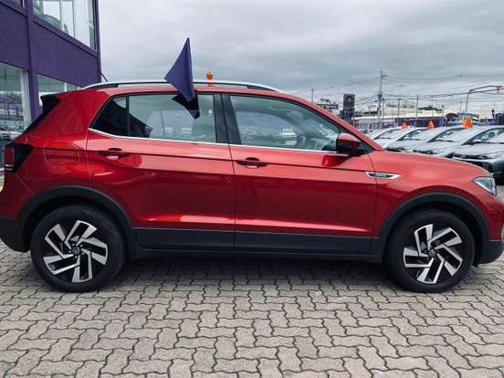 VOLKSWAGEN-T-CROSS-1.4 250 TSI TOTAL FLEX HIGHLINE AUTOMÁTICO VOLKSWAGEN-T-CROSS-2025