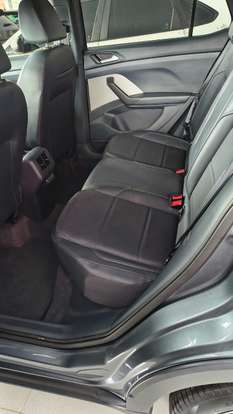 VOLKSWAGEN-T-CROSS-2023
