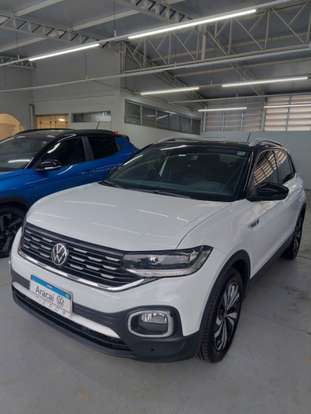 VOLKSWAGEN-T-CROSS-2021