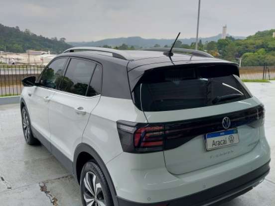 VOLKSWAGEN-T-CROSS-1.4 250 TSI TOTAL FLEX HIGHLINE AUTOMÁTICO VOLKSWAGEN-T-CROSS-2021