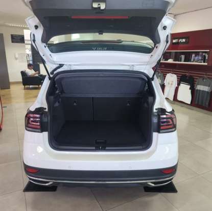 VOLKSWAGEN-T-CROSS-1.4 250 TSI TOTAL FLEX HIGHLINE AUTOMÁTICO VOLKSWAGEN-T-CROSS-2021