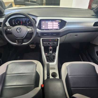 VOLKSWAGEN-T-CROSS-1.4 250 TSI TOTAL FLEX HIGHLINE AUTOMÁTICO VOLKSWAGEN-T-CROSS-2021