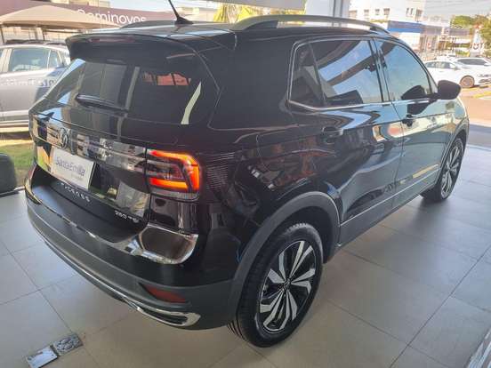 VOLKSWAGEN-T-CROSS-1.4 250 TSI TOTAL FLEX HIGHLINE AUTOMÁTICO VOLKSWAGEN-T-CROSS-2021