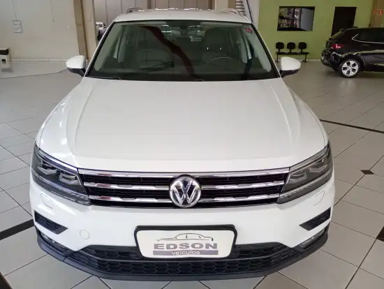 VOLKSWAGEN-TIGUAN-2018