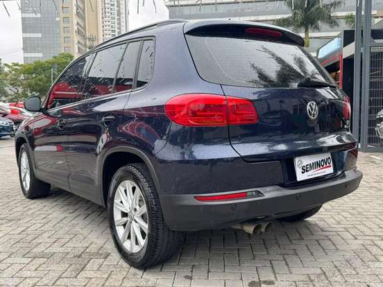 VOLKSWAGEN-TIGUAN-1.4 TSI 16V TURBO GASOLINA 4P DSG VOLKSWAGEN-TIGUAN-2017