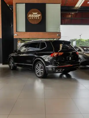 VOLKSWAGEN-TIGUAN-2024