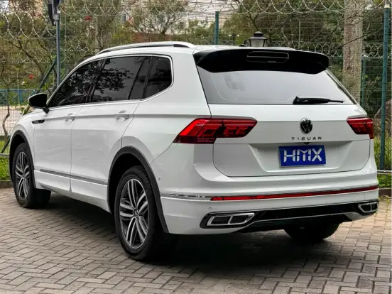 VOLKSWAGEN-TIGUAN-2024