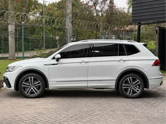 VOLKSWAGEN-TIGUAN-2024