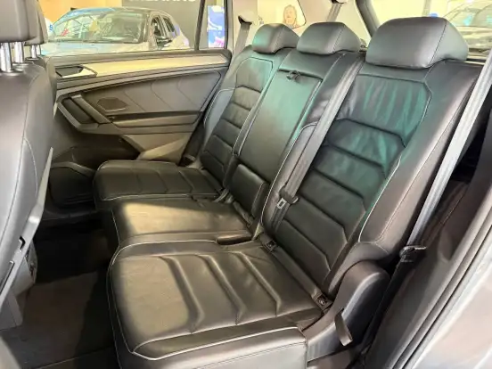 VOLKSWAGEN-TIGUAN-2019