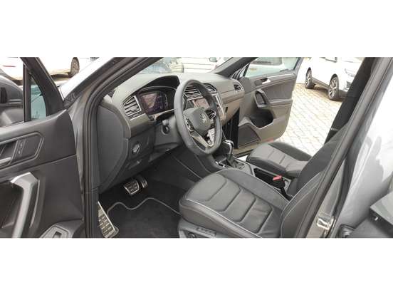 VOLKSWAGEN-TIGUAN-2.0 300 TSI GASOLINA ALLSPACE R-LINE AUTOMÁTICO VOLKSWAGEN-TIGUAN-2024