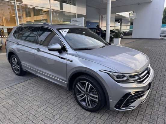 VOLKSWAGEN-TIGUAN-2.0 300 TSI GASOLINA ALLSPACE R-LINE AUTOMÁTICO VOLKSWAGEN-TIGUAN-2024