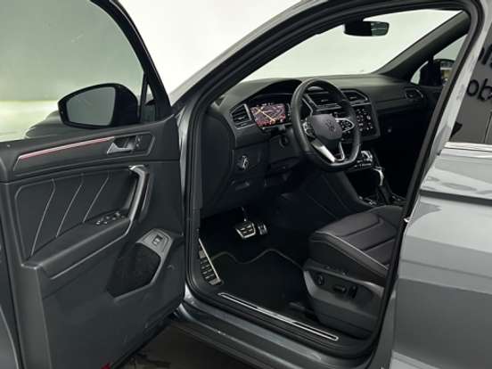 VOLKSWAGEN-TIGUAN-2.0 300 TSI GASOLINA ALLSPACE R-LINE AUTOMÁTICO VOLKSWAGEN-TIGUAN-2024