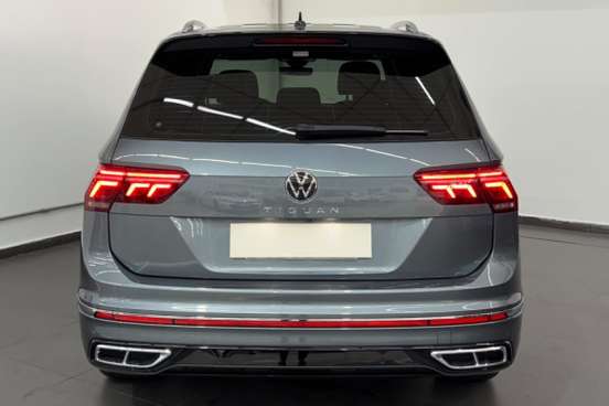 VOLKSWAGEN-TIGUAN-2.0 300 TSI GASOLINA ALLSPACE R-LINE AUTOMÁTICO VOLKSWAGEN-TIGUAN-2024