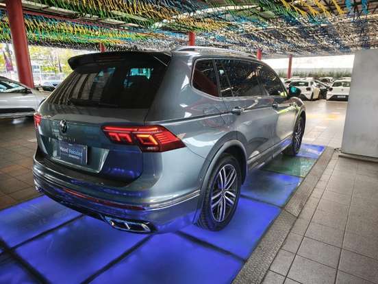VOLKSWAGEN-TIGUAN-2.0 300 TSI GASOLINA ALLSPACE R-LINE AUTOMÁTICO VOLKSWAGEN-TIGUAN-2024
