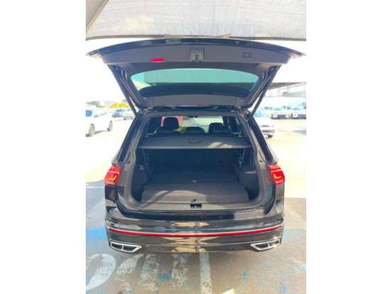 VOLKSWAGEN-TIGUAN-2023