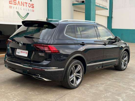 VOLKSWAGEN-TIGUAN-2019