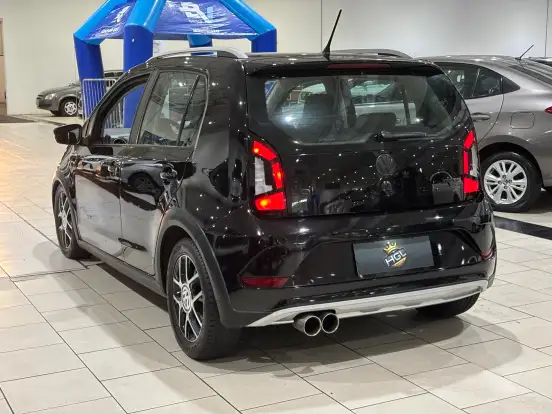 VOLKSWAGEN-UP-1.0 170 TSI TOTAL FLEX XTREME 4P MANUAL VOLKSWAGEN-UP-2019