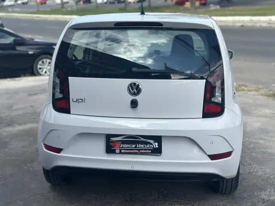 VOLKSWAGEN-UP-2018