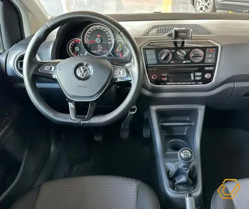VOLKSWAGEN-UP-2018
