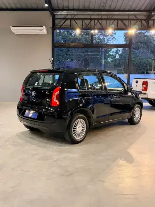 VOLKSWAGEN-UP-2015