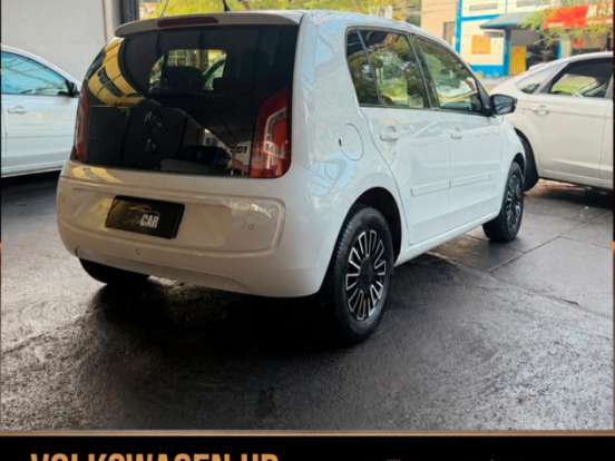 VOLKSWAGEN-UP-1.0 TSI MOVE UP 12V FLEX 4P MANUAL VOLKSWAGEN-UP-2016