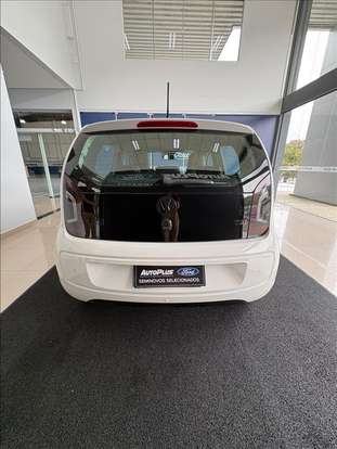 VOLKSWAGEN-UP-2016