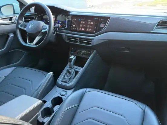 VOLKSWAGEN-VIRTUS-2023