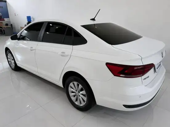 VOLKSWAGEN-VIRTUS-1.0 200 TSI COMFORTLINE AUTOMÁTICO VOLKSWAGEN-VIRTUS-2021