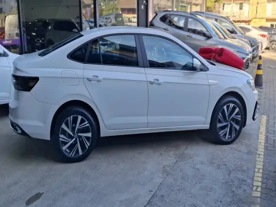 VOLKSWAGEN-VIRTUS-1.0 200 TSI HIGHLINE AUTOMÁTICO VOLKSWAGEN-VIRTUS-2024