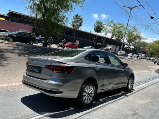 VOLKSWAGEN-VIRTUS-1.6 MSI TOTAL FLEX AUTOMÁTICO VOLKSWAGEN-VIRTUS-2018