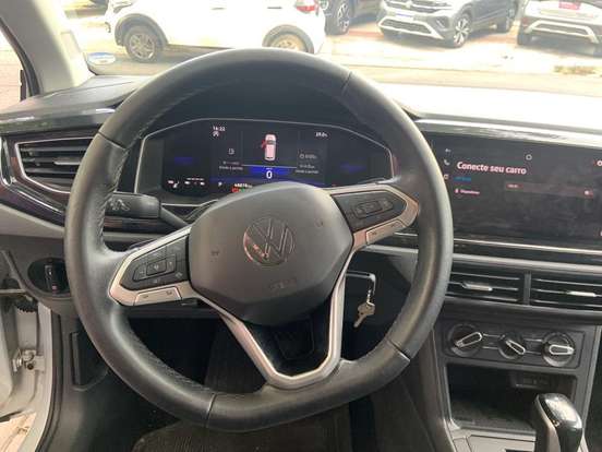 VOLKSWAGEN-VIRTUS-2024