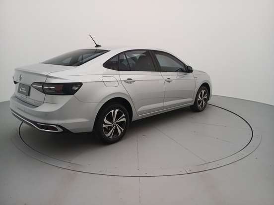 VOLKSWAGEN-VIRTUS-2023