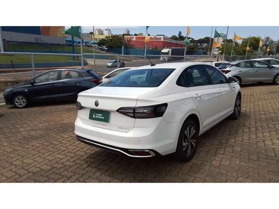 VOLKSWAGEN-VIRTUS-2024