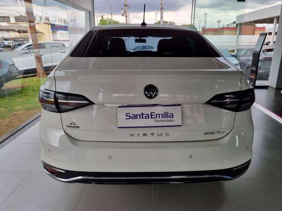 VOLKSWAGEN-VIRTUS-1.0 200 TSI COMFORTLINE AUTOMÁTICO VOLKSWAGEN-VIRTUS-2023