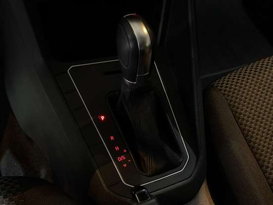 VOLKSWAGEN-VIRTUS-1.6 MSI TOTAL FLEX AUTOMÁTICO VOLKSWAGEN-VIRTUS-2019