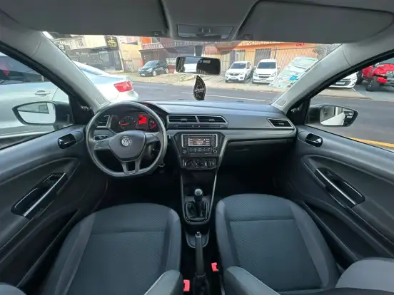 VOLKSWAGEN-VOYAGE-2022