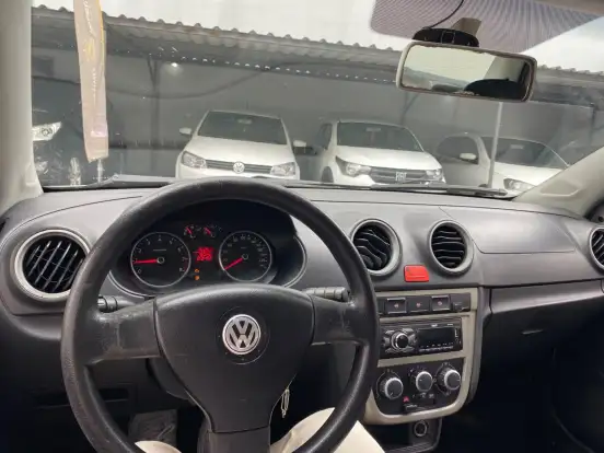 VOLKSWAGEN-VOYAGE-1.6 MI TREND 8V FLEX 4P MANUAL VOLKSWAGEN-VOYAGE-2012