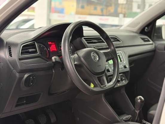 VOLKSWAGEN-VOYAGE-2022